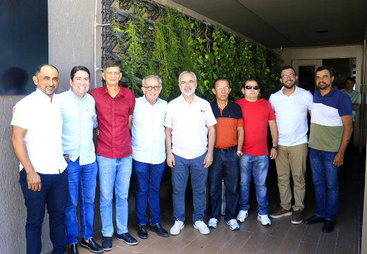 Prefeito George Farias e grupo de situação de Taperoá anunciam apoio à pré-candidatura de Cícero Lucena ao Governo