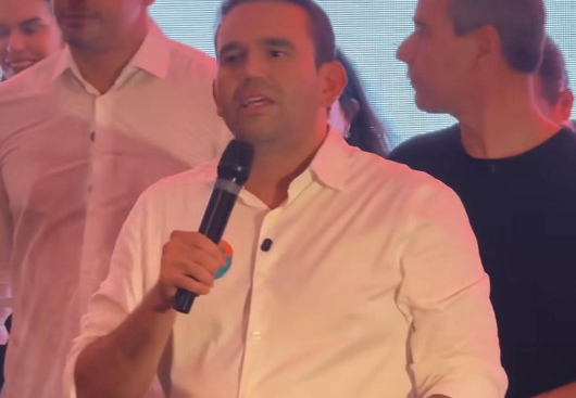 DR. JHONY BEZERRA E A CONSOLIDAÇÃO DE UMA NOVA GERAÇÃO DE PROTAGONISTAS NA POLÍTICA PARAIBANA