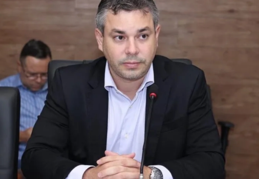 TSE indefere pedido da defesa de André Coutinho e mantém cassação do ex-prefeito de Cabedelo
