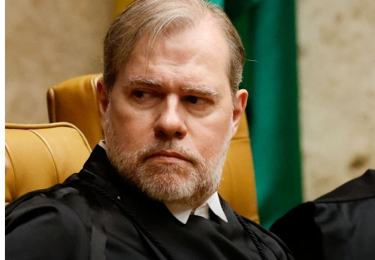 PF encontra menções a Toffoli em celular de Vorcaro e pede suspeição de ministro