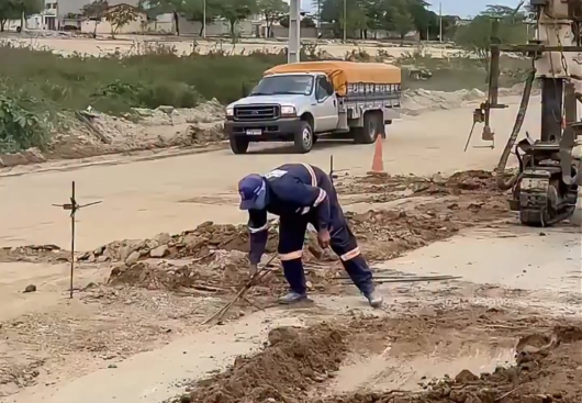 Senador Veneziano divulga vídeo em que mostra o andamento da obra de duplicação da BR-230 em plena Quarta-feira de Cinzas