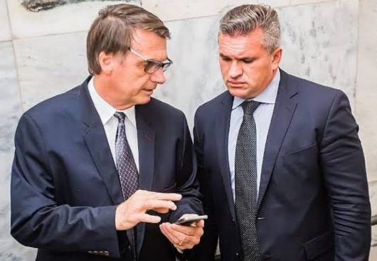 Ex-bolsonarista, Julian Lemos se declara: “não estou apaixonado, estou louco por Lula”