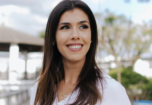 “Furacão do Brejo” ganha força: Maria Porto fecha 10 prefeitos