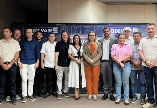 Veneziano destina R$ 25,5 milhões, em parceria com a Codevasf, para beneficiar 14 municípios com pavimentações