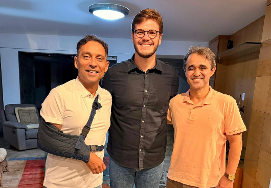 Prefeito Bruno Cunha Lima anuncia troca no comando da Chefia de Gabinete