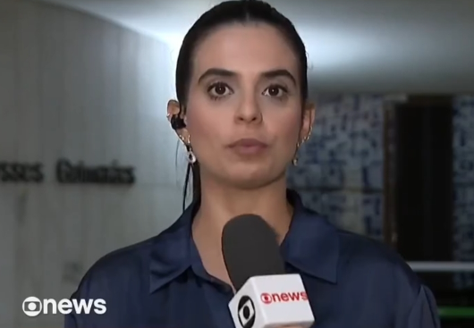 CPMI do INSS  Extratos mostram que Lulinha movimentou R$ 19,5 milhões em 4 anos; defesa diz que renda é legal