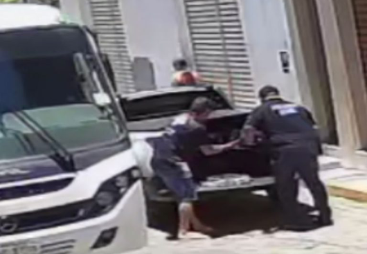 Suspeitos de fingir ser policiais para extorquir comerciantes são presos, na PB