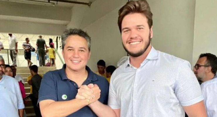 Prefeito de Campina Grande Bruno Cunha Lima ao lado do senador Efraim Filho.