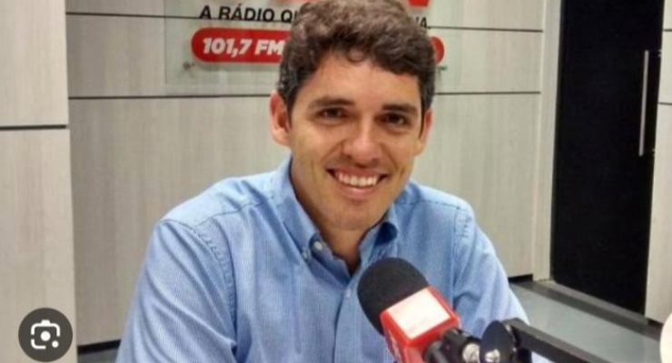 Tovar Correia.