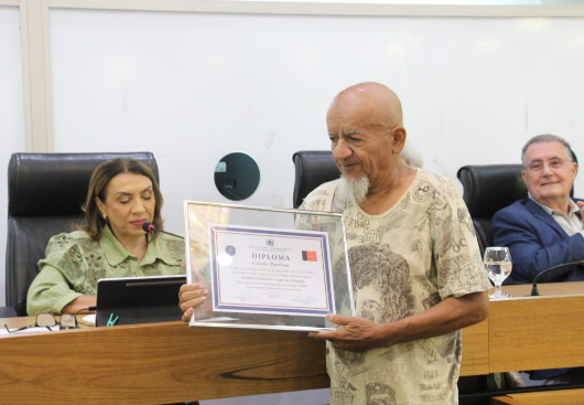 ALPB concede cidadania paraibana aos professores Neide Miele e Márcio José Silva e ator Antônio Lopes