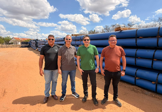 Murilo Galdino constata avanço nas obras da Adutora do Pajeú  em Taperoá