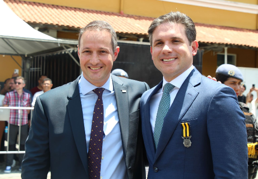 Hugo Motta é condecorado com a maior honraria da Polícia Militar de São Paulo