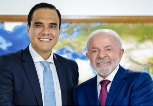 Paraibano Gustavo Feliciano assume Ministério do Turismo