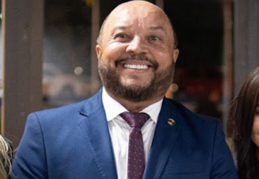 Saulo Germano propõe implantação de bibliotecas públicas