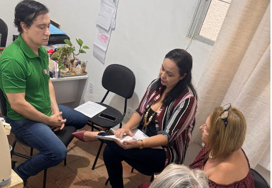 REUNIÃO ENTRE SINTAB E SECRETARIA DE EDUCAÇÃO OBTÊM AVANÇOS PARA OS SERVIDORES