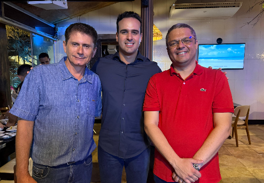 Lucas Ribeiro referenda nome de Edglei Ramalho como vice de Edvaldo Neto em Cabedelo; encontro também marcou apoio de vereadores à chapa governista