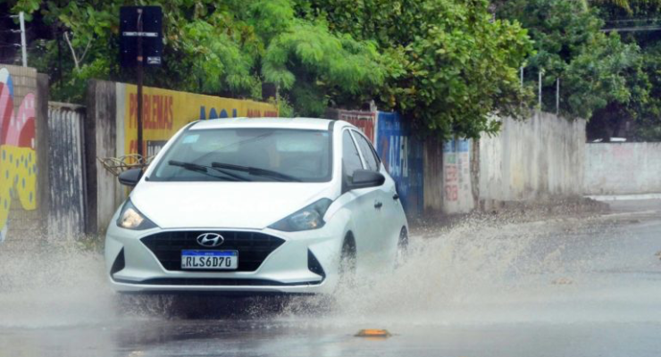 Defesa Civil de JP mantém equipes em alerta após aviso de chuvas intensas