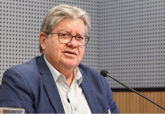 João Azevêdo cumpre agenda na Europa