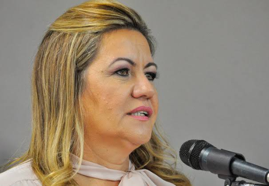 Eliane Galdino anuncia reajuste de 13%