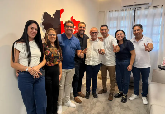 Fábio Ramalho fecha apoio de grupo da oposição