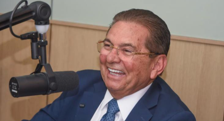 Adriano Galdino articula liberação de R$ 500 mil do Ministério do Turismo para Carnaval de CG