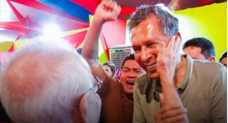 Ausente de encontro do PSB, Ricardo Barbosa aparece em camarote de Cícero