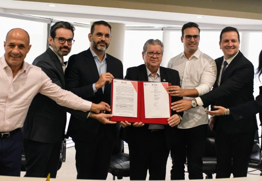 João assina contrato para empreendimento de mais de R$ 95 milhões no Polo Turístico