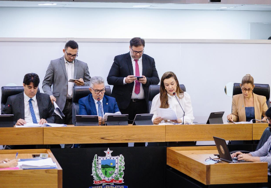 CCJ aprova prioridade a estudantes com TEA em escolas públicas próximas de casa