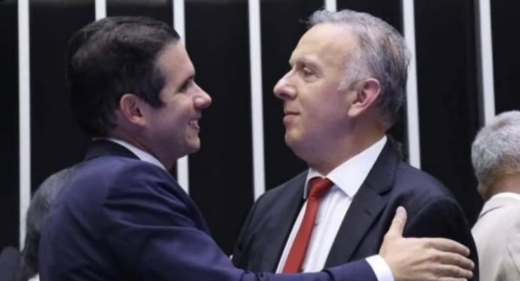 HUGO MOTTA ESCOLHE AGUINALDO PARA RELATAR PROJETO BILIONÁRIO QUE CRIA BENEFÍCIOS FISCAIS A DATACENTERS DE GIGANTES COMO GOOGLE E AMAZON