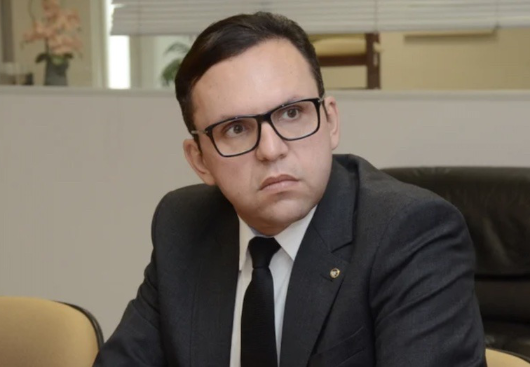 CNJ aposenta juiz paraibano que teve relação com advogado de facção e não declarou suspeição