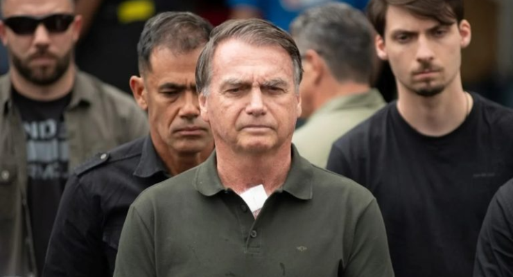 Bolsonaro apresenta piora da função renal