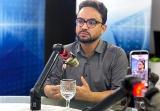 TIBÉRIO LIMEIRA REBATE CAMILA TOSCANO APÓS CRÍTICA A JOÃO AZEVEDO