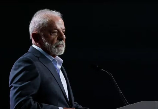 Lula reforça pedido a governadores por redução no ICMS sobre combustíveis