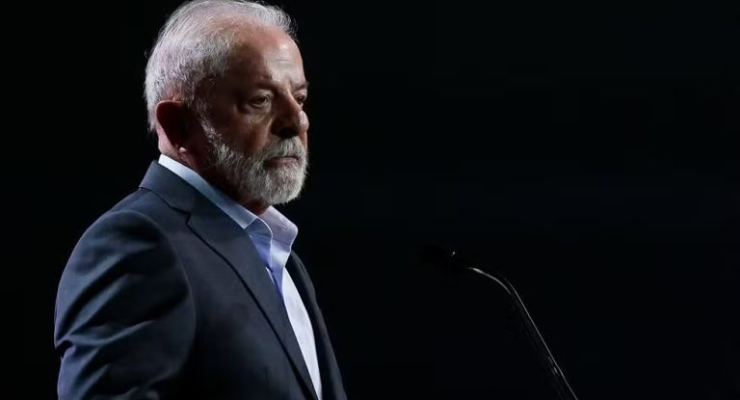 Lula reforça pedido a governadores por redução no ICMS sobre combustíveis